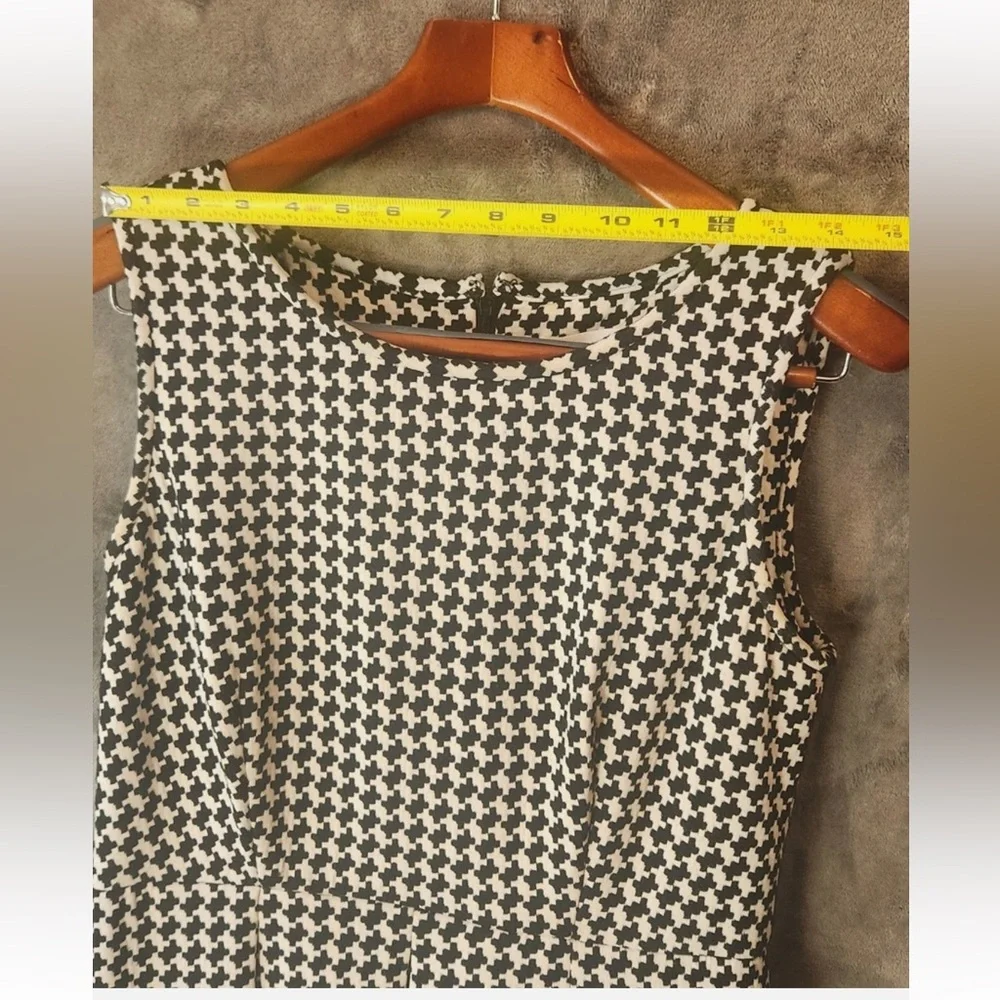 Chic Calvin Klein Houndstooth Sleeveless Dress - Picture 6 of 9